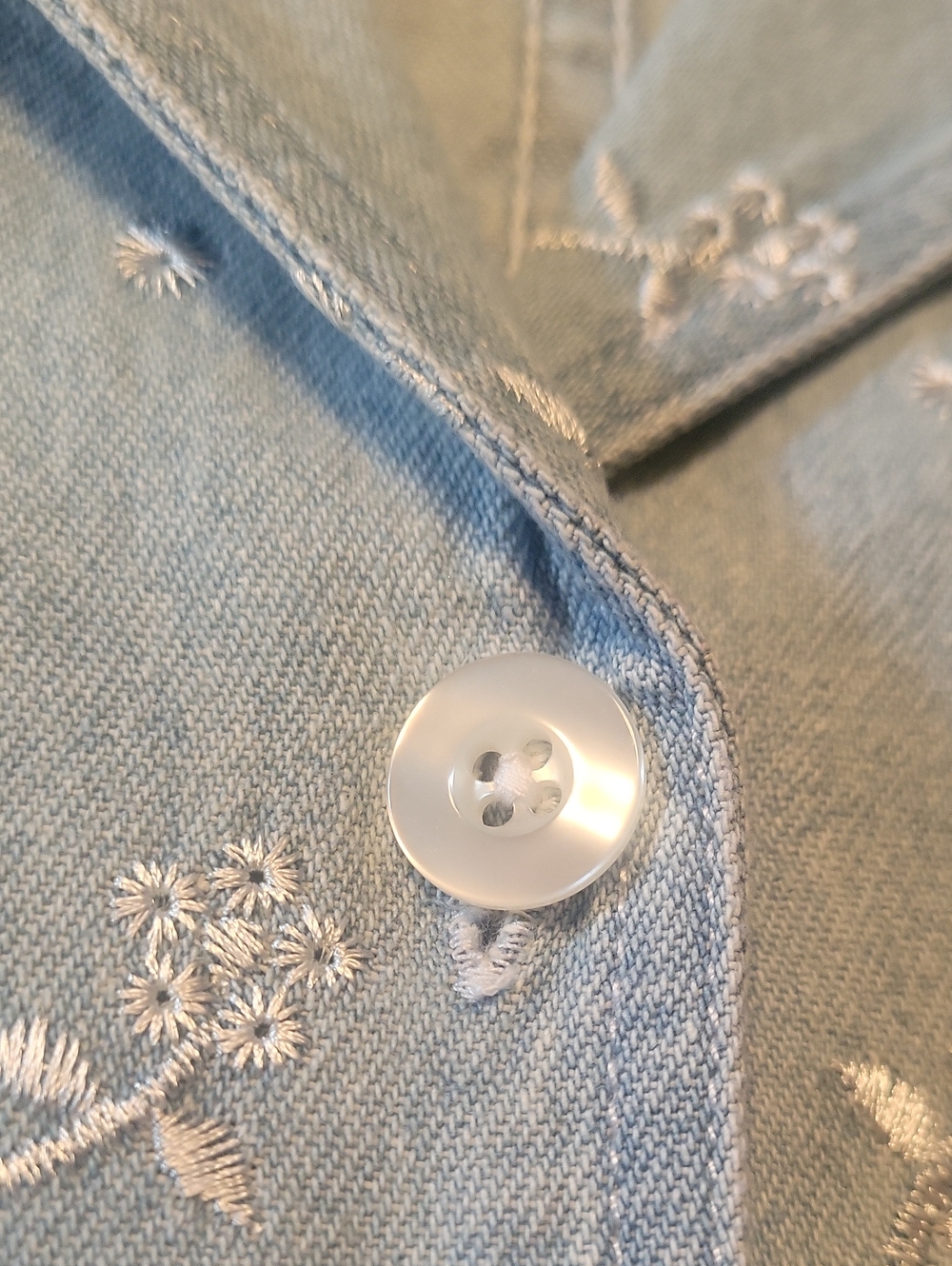 Denim & Co. Long Sleeve Denim Shirt Size 1X - Picture 7 of 7